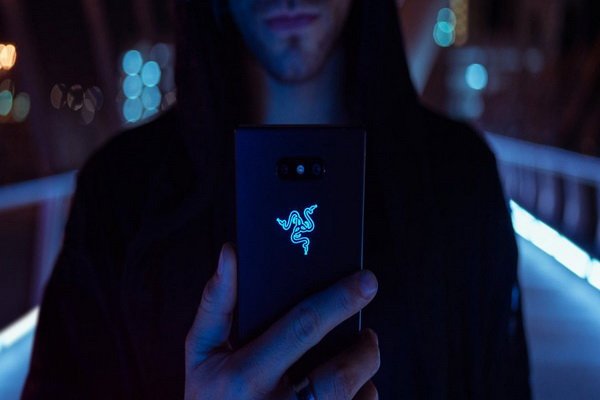 Razer Phone 2 جدیدترین پرچمدار گوشیهای Razer