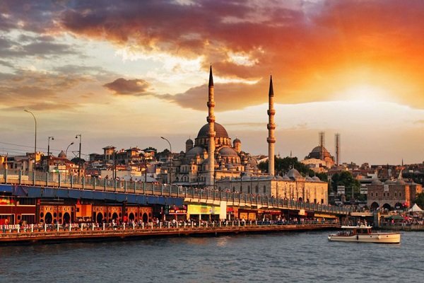راهنمای جامع سفر به استانبول را در اینجا بخوانید