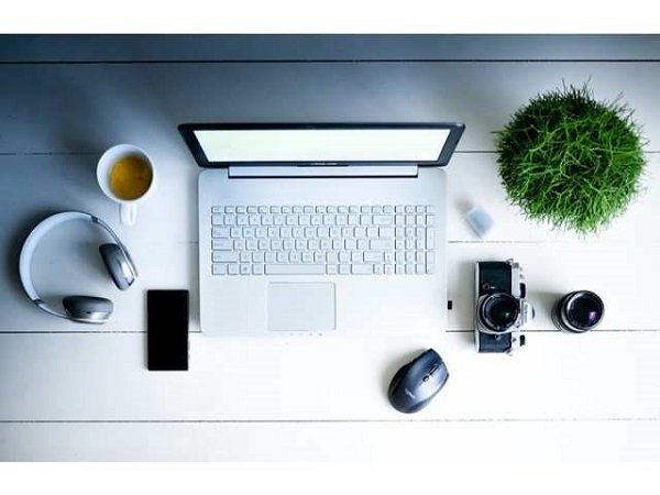  چگونه تم مشکی را در ویندوز 10 فعال کنیم؟