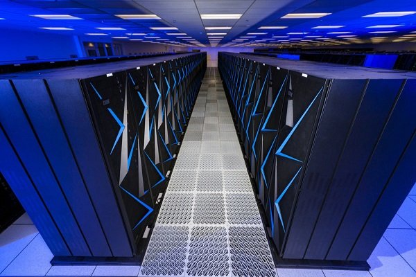 تفاوت مین‌فریم (Mainframe) و ابررایانه (Supercomputer) و کاربرد آن‌ها