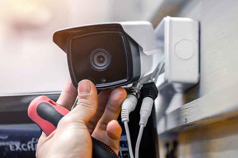 خدمات نصب دوربین مداربسته در تهران توسط شرکت پارندسیستم 