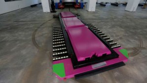 روباتی که خودروی شما را بدون دردسر پارک میکند