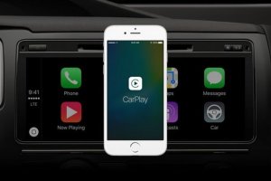 پشتیبانی Apple CarPlay از چندین اندازه صفحه‌نمایش و ارتباطات بی‌سیم