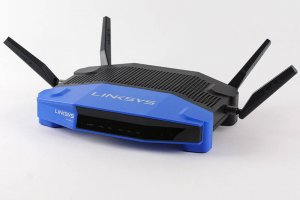 Linksys WRT1900AC؛ روتری نوستالژیک اما هنوز سریع و پر قدرت!