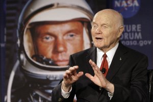 اولین مرد فضانورد امریکایی درگذشت!
