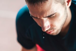 این حسگر اطلاعات حیاتی را از درون عرق انسان استخراج میکند