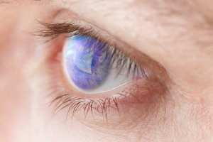 چشم مصنوعی بی‌سیم مخصوص بیماران چشمی