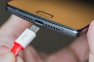 کابل تایپ سی (Type-c) چیست و نسبت به Micro USB چه مزایایی دارد؟